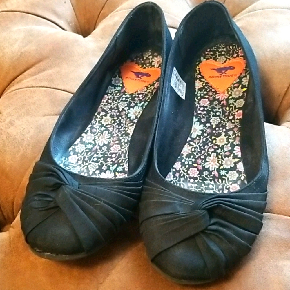 ROCKETDOG Black Flats